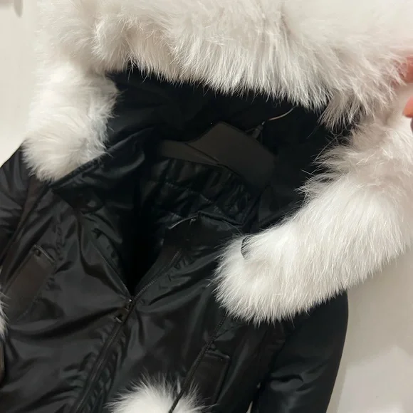 Winter jacket - Picture 2 of 7